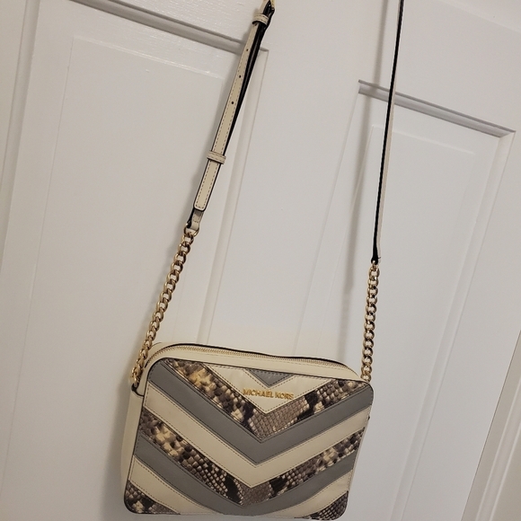 Michael Kors Snakeprint Leather Crossbody, Off White W/goldtone hardware - Picture 6 of 10